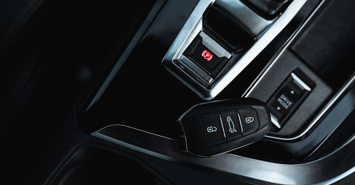 Chevrolet car key fob — Brentwood Locksmith NY