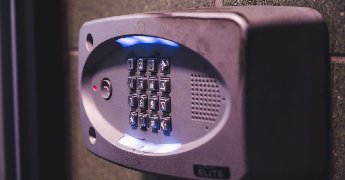 How to Choose a Commercial Locksmith for Your Brentwood Business — Brentwood Locksmith NY