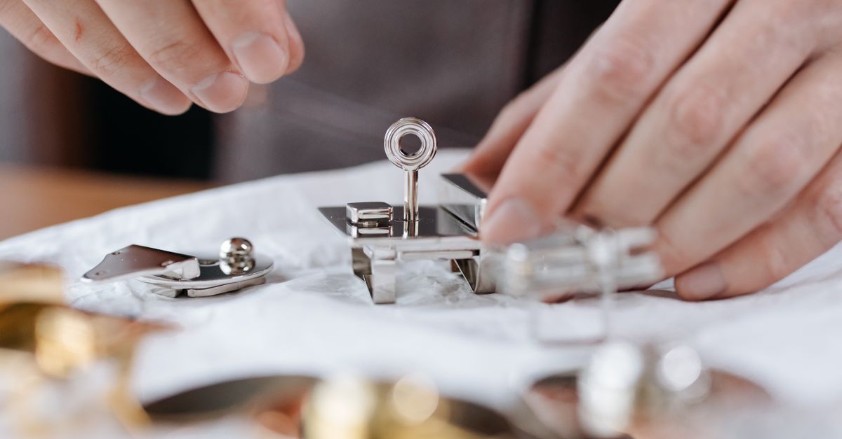locksmith tools keys — Brentwood Locksmith NY